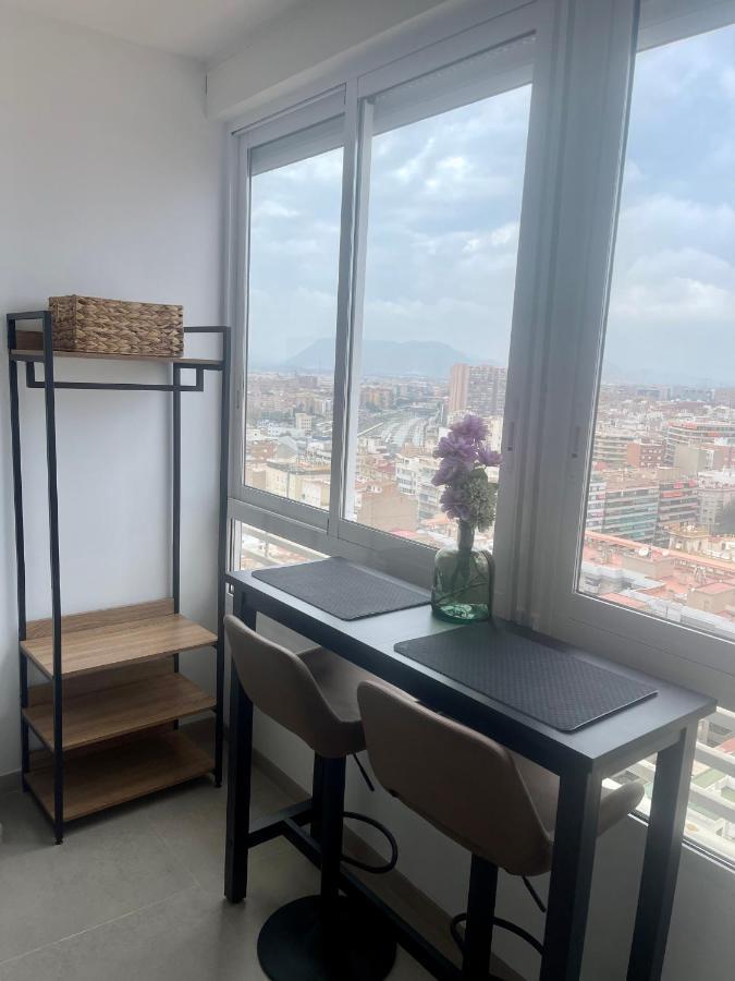 Sky Views Studio In City Centre Alicante Exterior foto